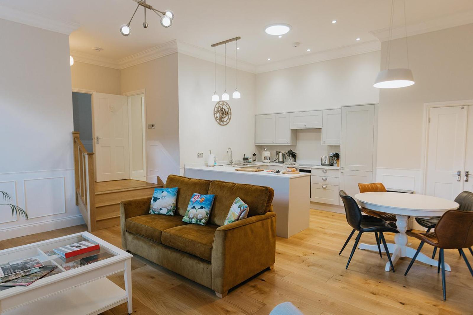 Wensleydale, Old School Rooms - Ground Floor Luxury Apartment In Richmond, North Yorkshire Richmond  Exterior photo